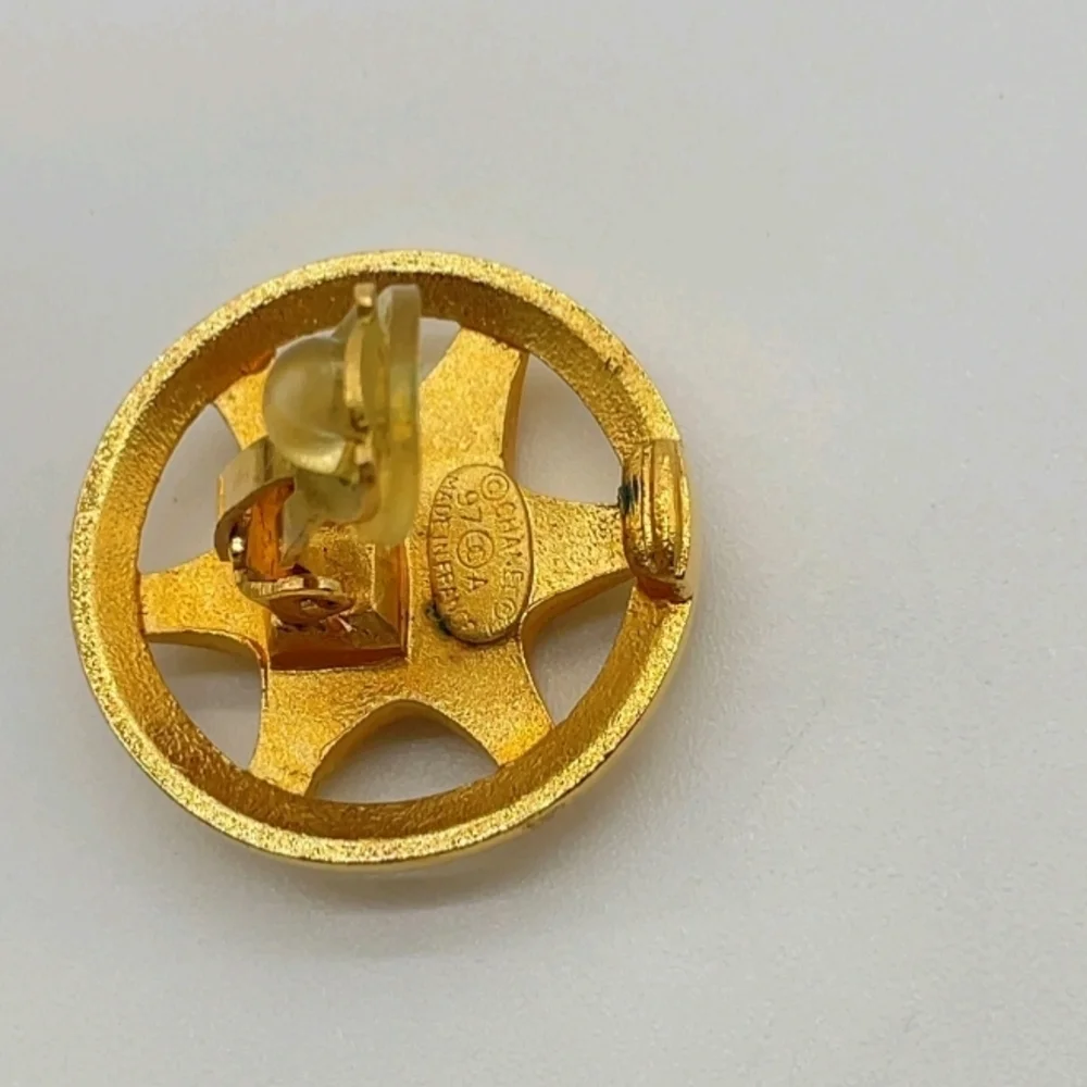 SALE! Authentic CHANEL Coco Mark Vintage Gold Plated Star Motif Earrings W Box - Picture 5 of 11